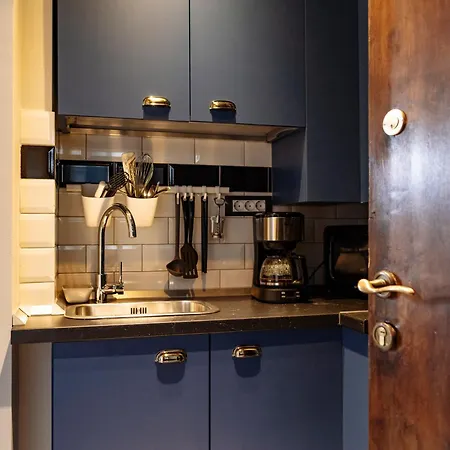 Apartamento Petite Maison Sur Le Boulevard Bucarest