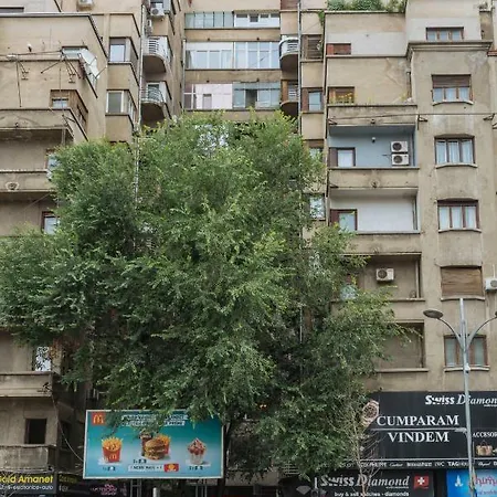 Petite Maison Sur Le Boulevard * Βουκουρέστι