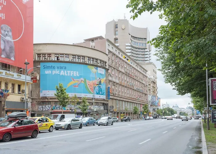 Petite Maison Sur Le Boulevard *