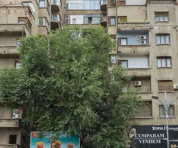 Petite Maison Sur Le Boulevard * Бухарест