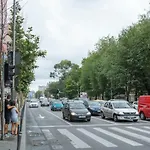 アパート Petite Maison Sur Le Boulevard ブカレスト