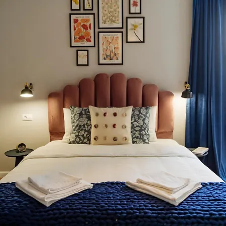 Petite Maison Sur Le Boulevard * Bukarest
